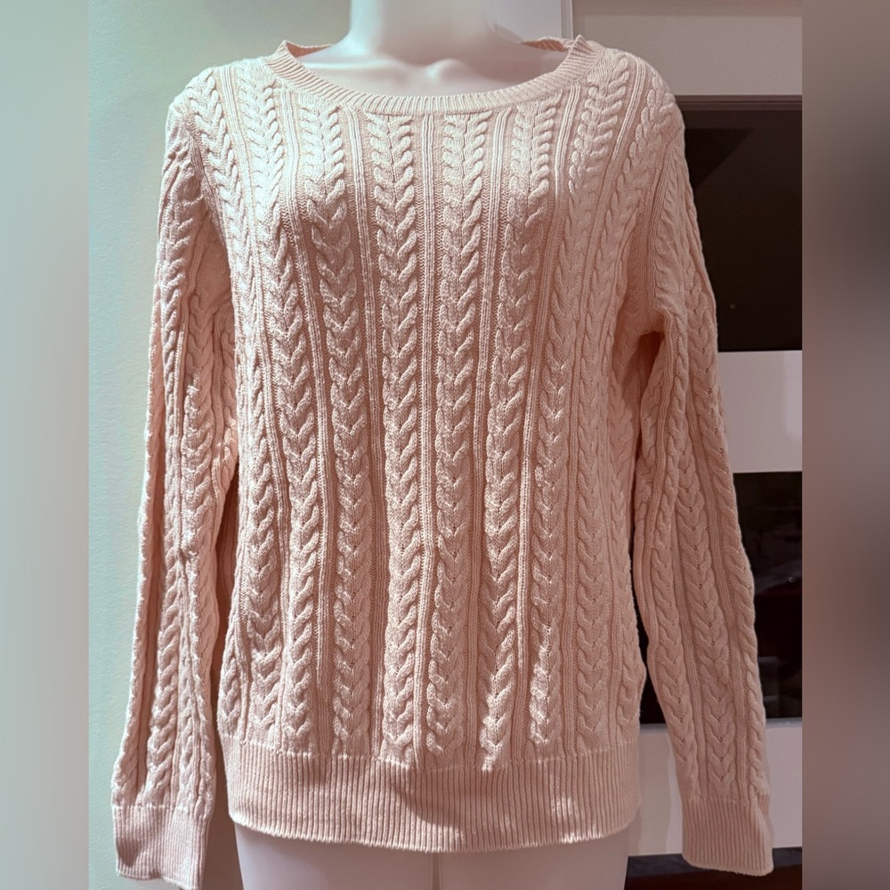 Cable Knit - Sweater
